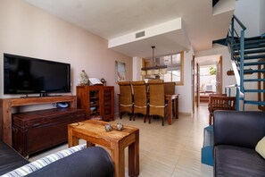 TV - BIG TERRACE HOUSE with PARKING (Tossa de Mar)