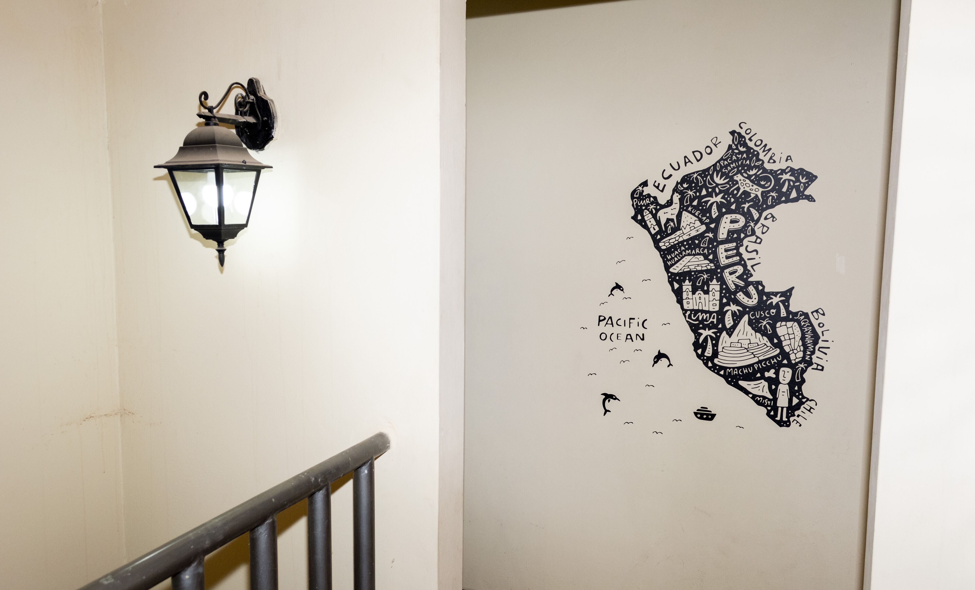 Photo - Lima Airport Tampu