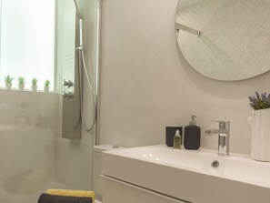 Hair dryer, towels - AMAZING STUDIO in the CENTER of TOSSA (Tossa de Mar)