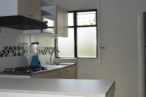 Fridge, microwave, oven, stovetop - Feel like home in hour magical place (Guatapé)