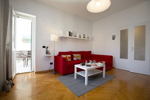 TV - Casa Andreas & Corinna, Riva del Garda, Italy (Riva del Garda)