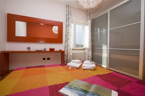 2 chambres, fer et planche Ă repasser, accĂšs Internet, draps fournis