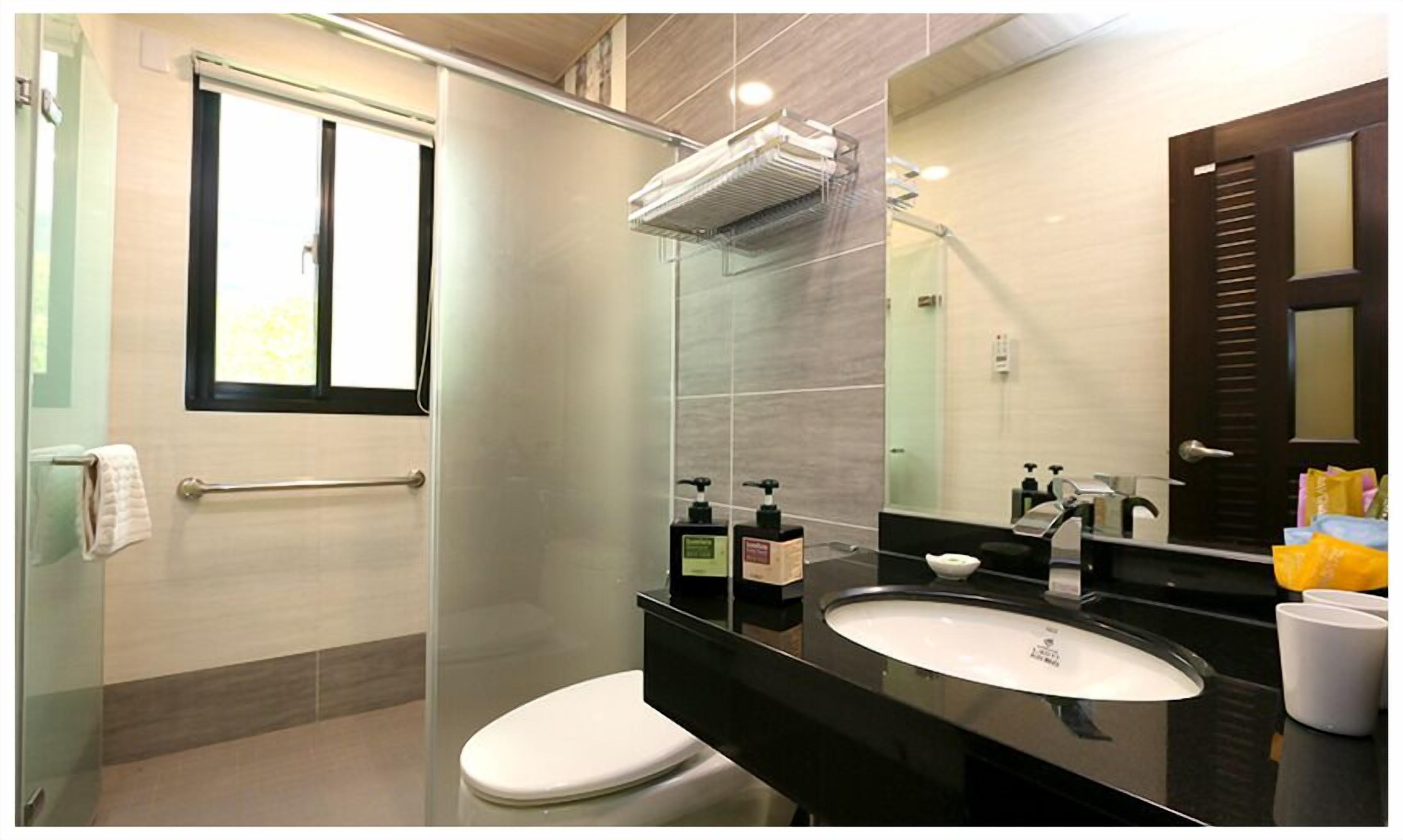 Casa familiar, 5 dormitoris, no fumadors | Bany | Articles de tocador gratuïts, assecador de cabells i sabatilles 