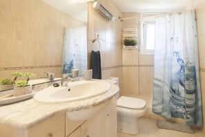 Hårtørrer, håndklæder, Toiletpapir