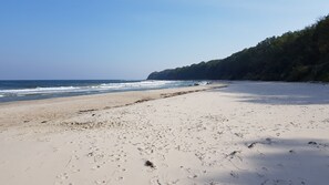 In Strandnähe, Liegestühle