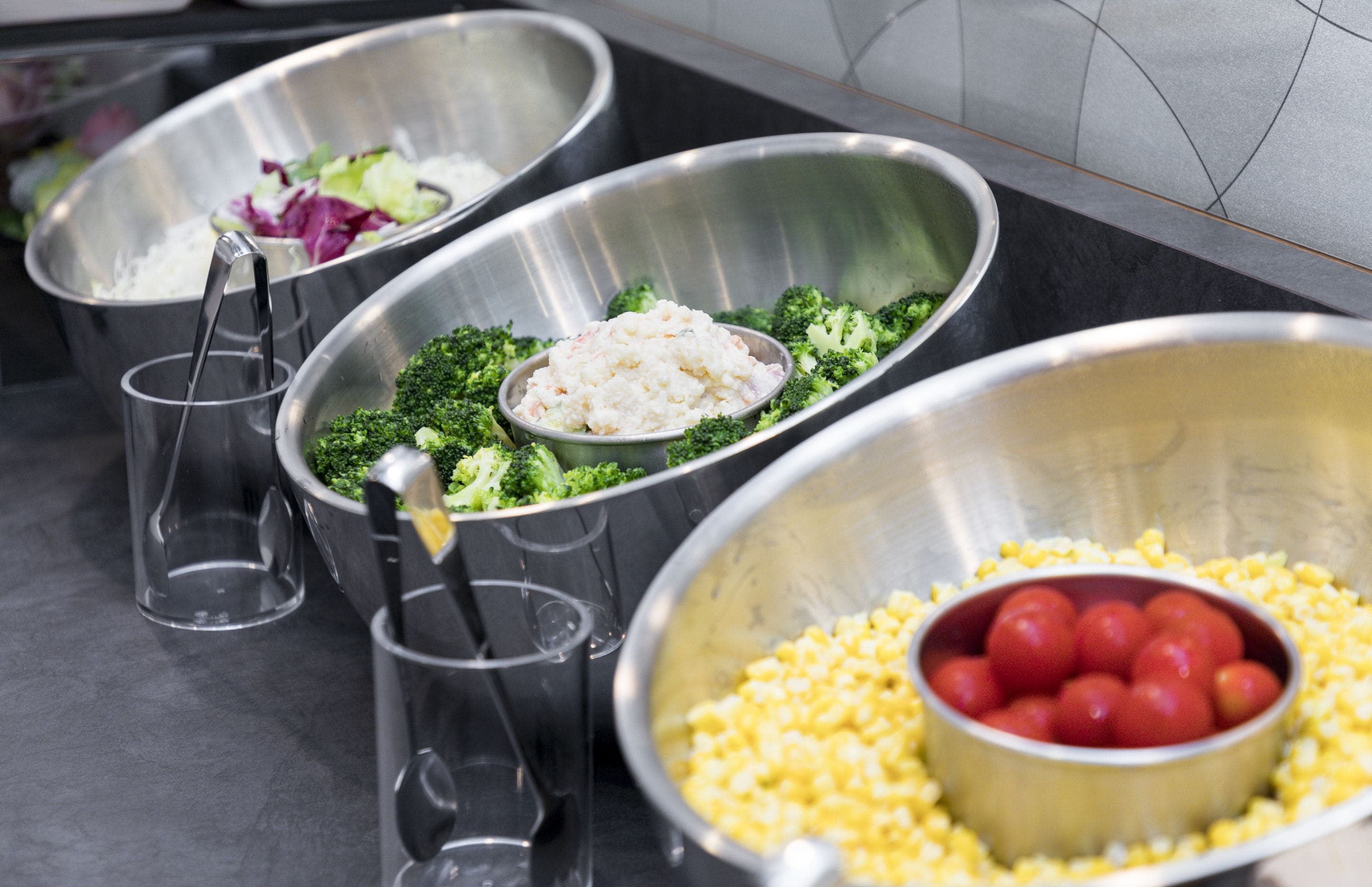 daily to-go breakfast (jpy 1800 per person)