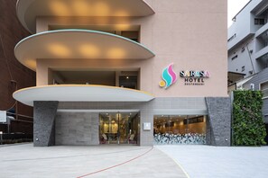 Front of property - SARASA HOTEL Dotonbori (Osaka)
