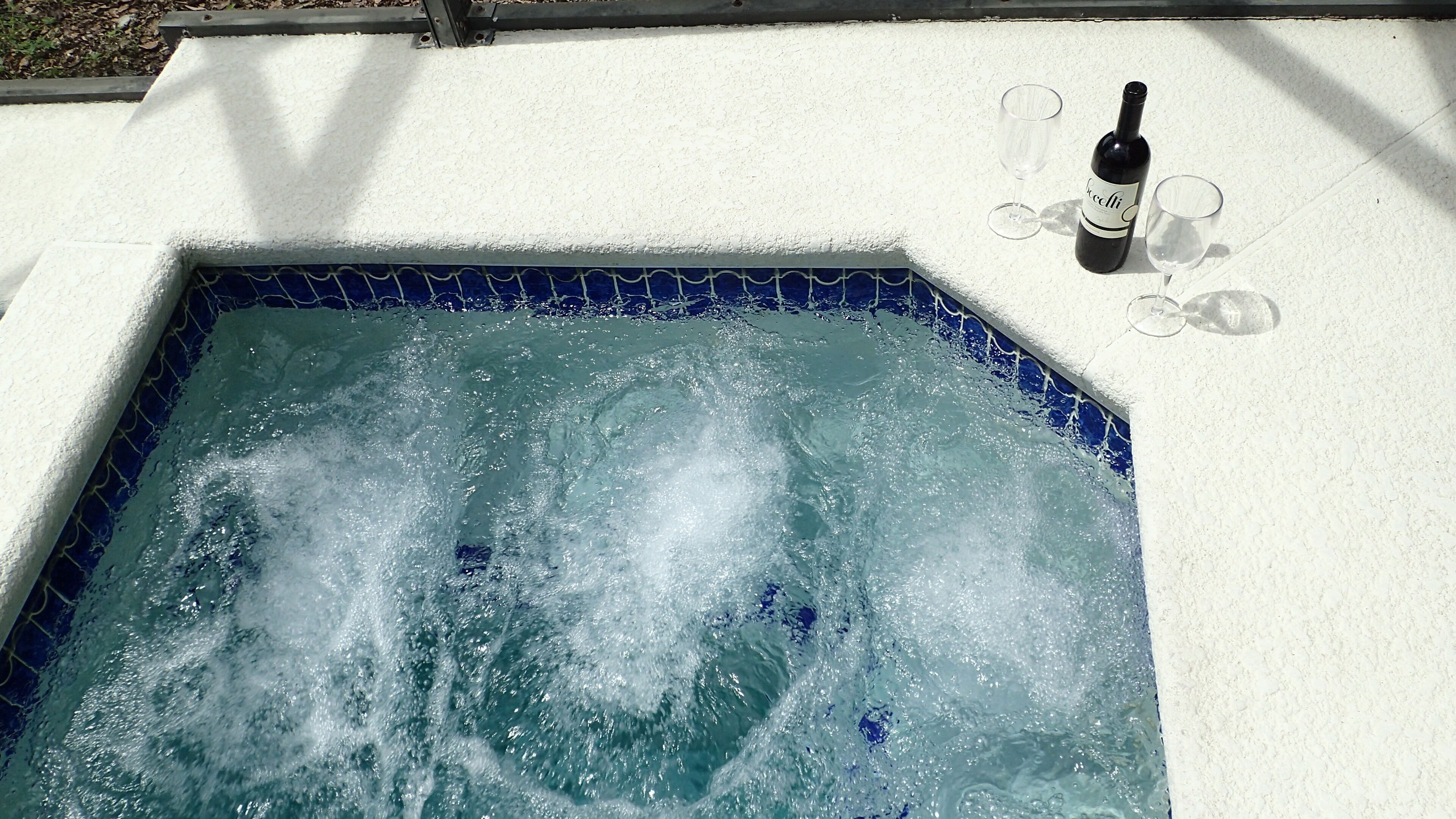 Tupelo Magic, Spectacular 4 bedroom villa with pool and lanai