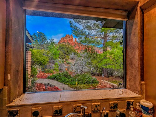 Best Sedona Vacations 5 tähden luksushotellin henkeäsalpaavat näkymät - Sedonan keskellä