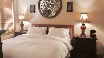 1 Schlafzimmer, BĂŒgeleisen/BĂŒgelbrett, kostenloses WLAN, BettwĂ€sche