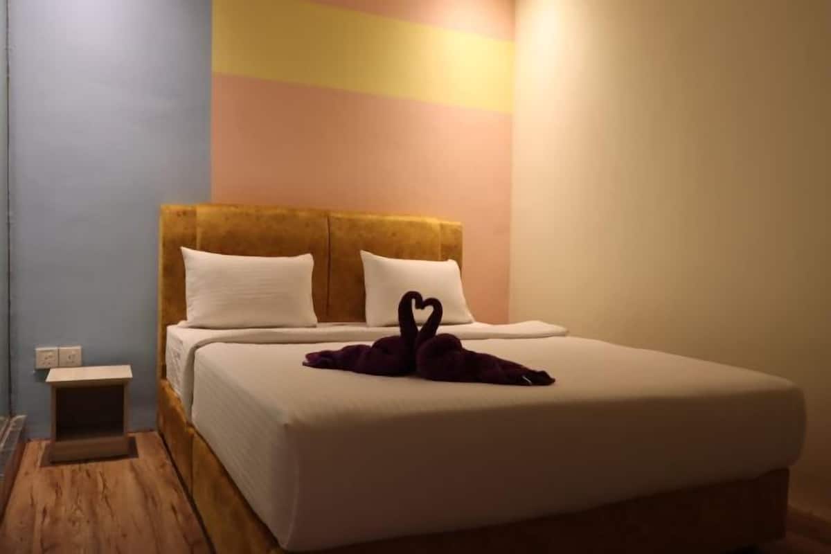 Desk, free WiFi, bed sheets