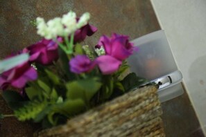 Bathroom - Royal Marine Inn (Colombo)