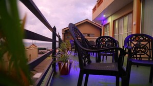 Comfort Apartment, 3 Bedrooms, Beach View | Balcony view - Royal Marine Inn (Colombo)