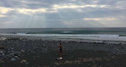 Donghe Surf Shop & Hostel - Taitung