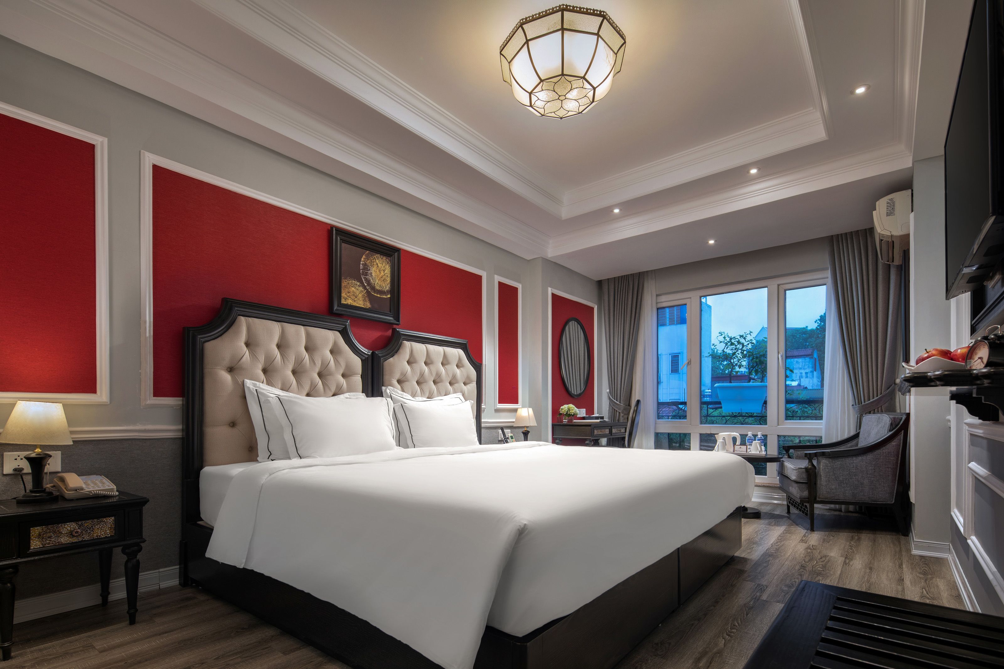 senior double or twin room, city view | 1 bedroom, minibar, in-room safe, desk