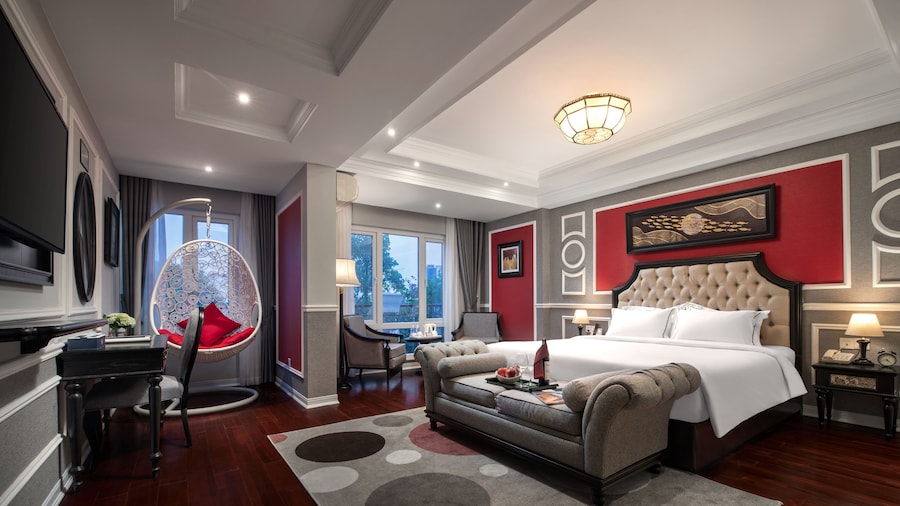 Acoustic Hotel & Spa
