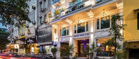 Façade de lâhĂ©bergement