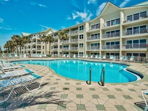 Outdoor pool, a heated pool - ***DIRECT GULF VIEWS**FREE UMBRELLA SERVICE**PET FRIENDLY**UPSCALE CONDO** (Miramar Beach)