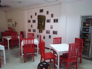 Restaurant - Latinos Hostel (Siem Reap)