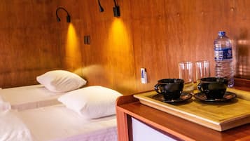 Kamar Deluks, Boleh Merokok | Wi-Fi gratis