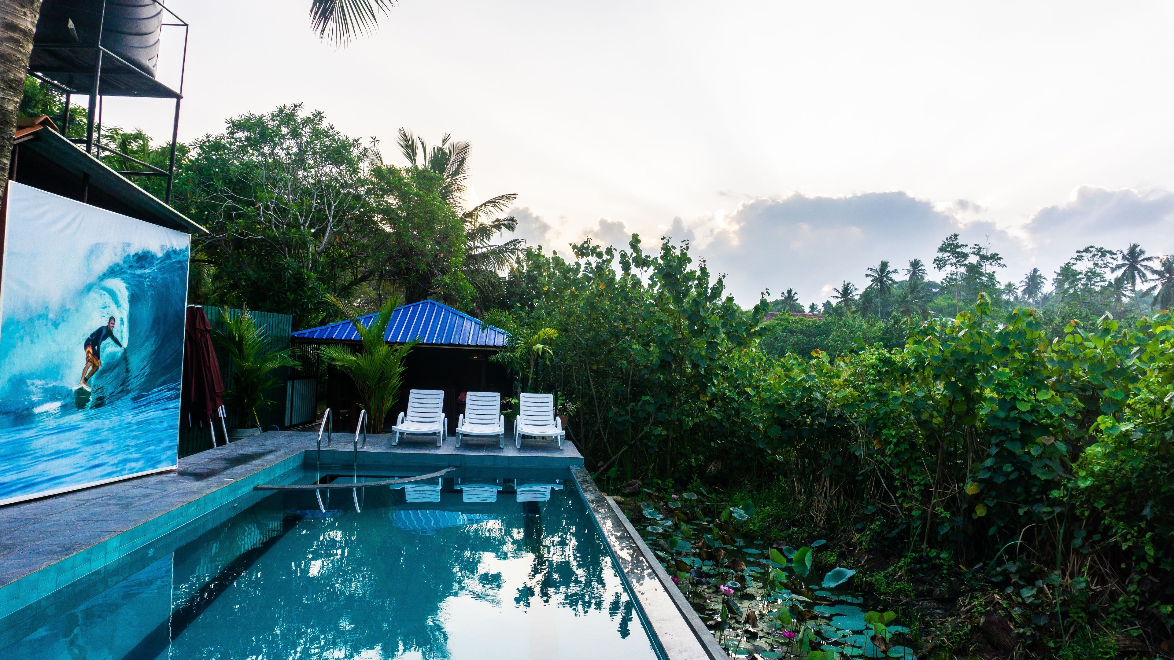 Kolam renang outdoor