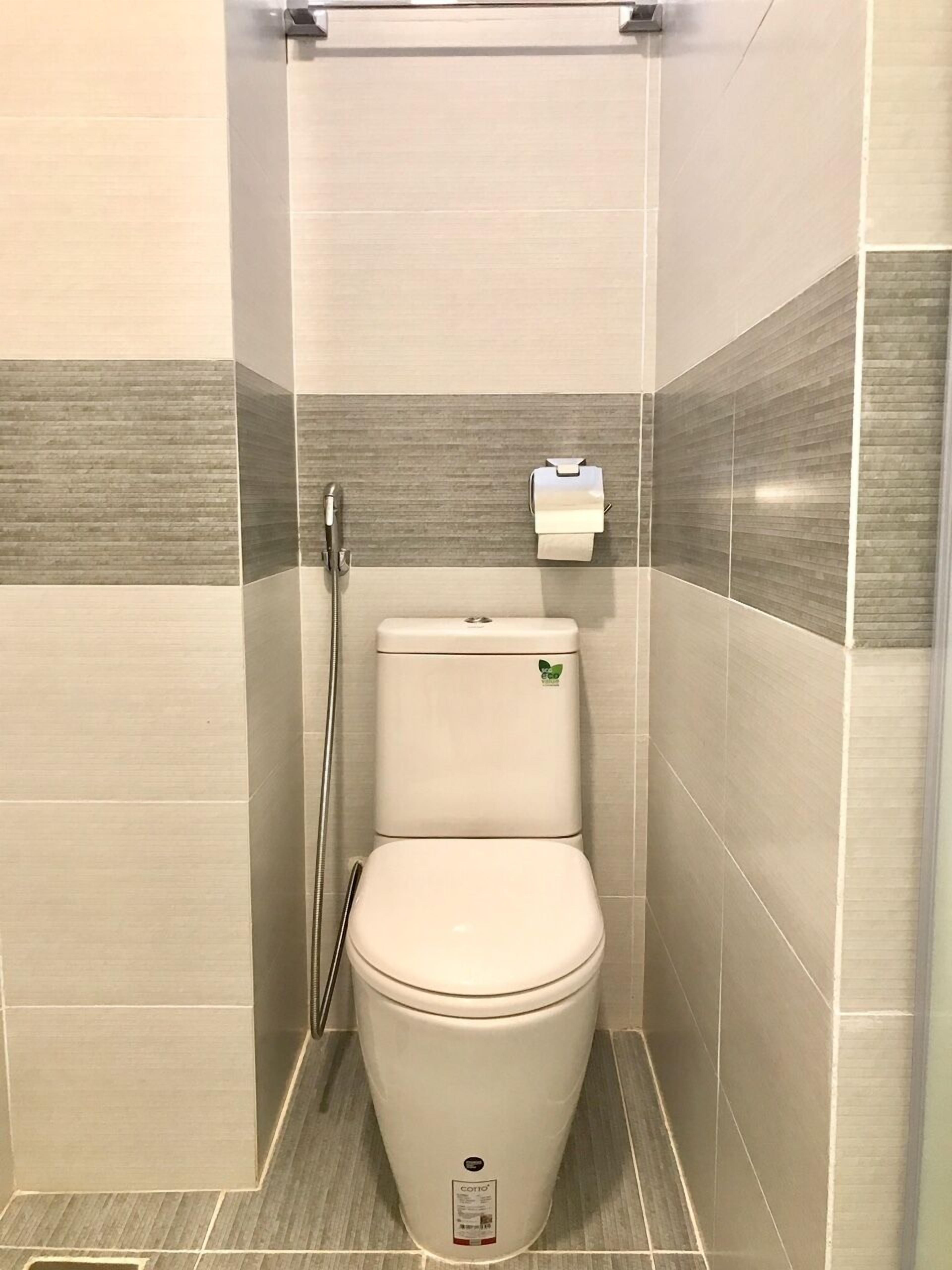 superior twin room, city view | view from room