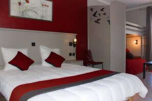 Free cots/infant beds, WiFi - Les Residences du Colombier - ULVF (Fréjus)