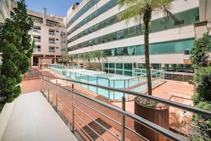 Apartment, 1 Double Bed with Sofa bed, Non Smoking | Pool | Indoor pool, 2 outdoor pools - Apartamento com piscina Summer Beach - 572 (Bombinhas)