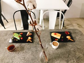 Breakfast area - Fas Glass House B&B (Xincheng)