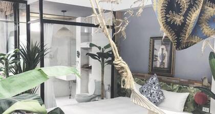Fas Glass House B&B