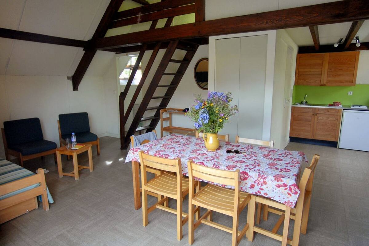Cottage, Garden View (Gîte Breton 4-6 pers.) | In-room dining