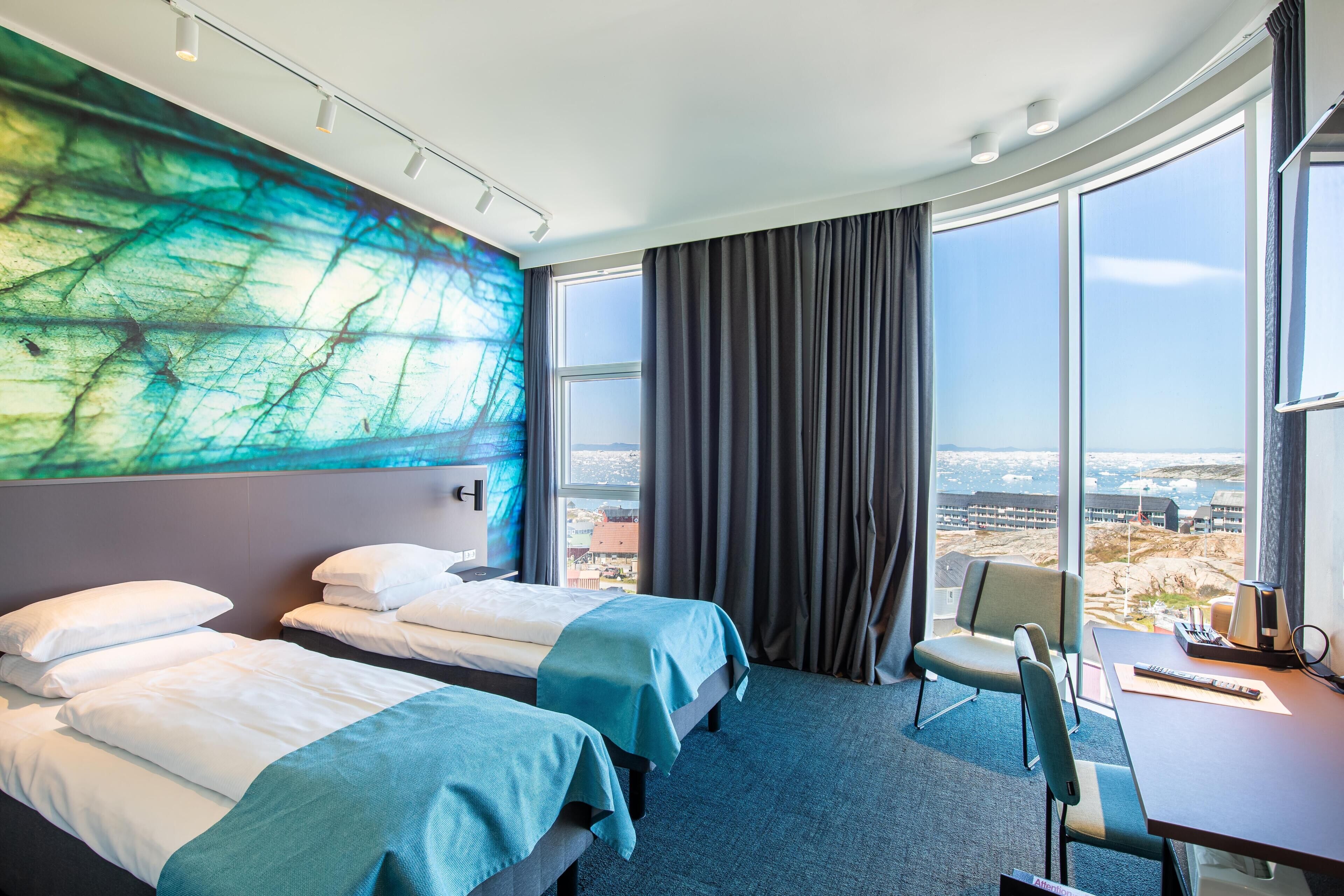 Executive Room, 2 Twin Beds, Non Smoking, Sea View | In-room safe, desk, soundproofing, cribs (free)