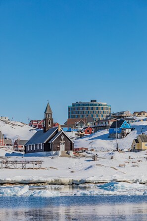 Front of property - Best Western Plus Hotel Ilulissat (Ilulissat)