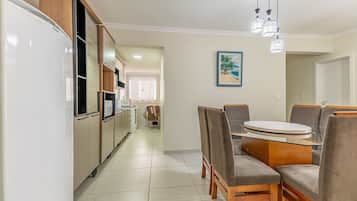 Apartamento, várias camas, para não fumantes | Parte interna