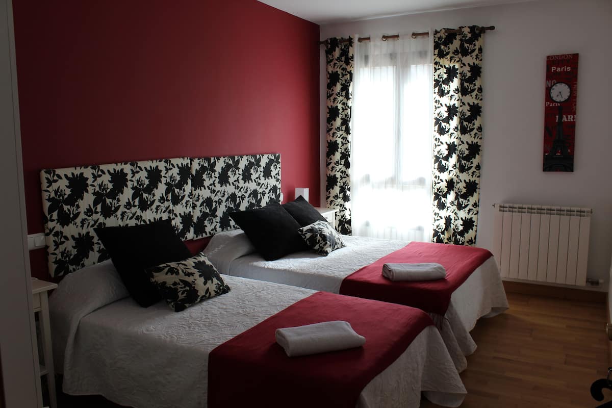 Casa, 4 habitaciones, vista a la montaña | Wifi gratis y ropa de cama 