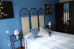 Room - Casa Tau (Esteribar)