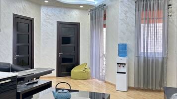 Luxury Apartment, Multiple Beds, Non Smoking, City View | Living area