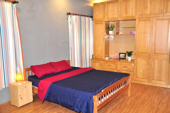 1 chambre, fer et planche à repasser, Wi-Fi