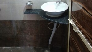 Room, 1 Single Bed, Non Smoking | Bathroom - Dream Beach Family Resort (Shrivardhan)