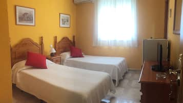 Lits pliants/supplémentaires, Wi-Fi gratuit, draps fournis