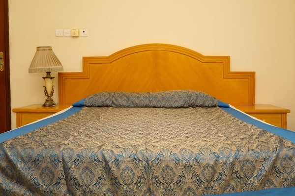 1 bedroom, premium bedding, memory foam beds