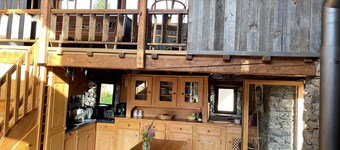 Savoyer Chalet Authentisch