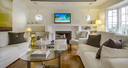 A Touch of Cape Cod in West Hollywood