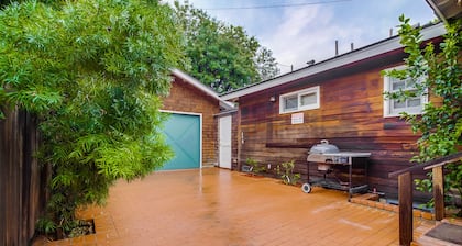 A Touch of Cape Cod in West Hollywood