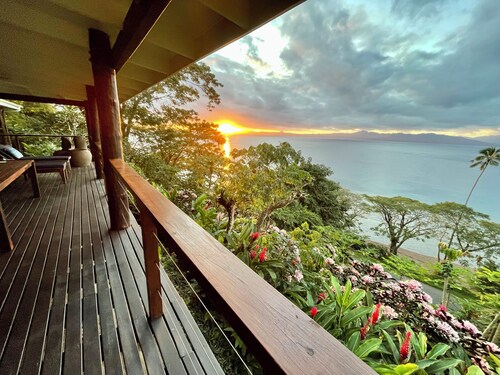 Chic Serene & Secluded Beachfront Villa  -- Your Own Private Resort