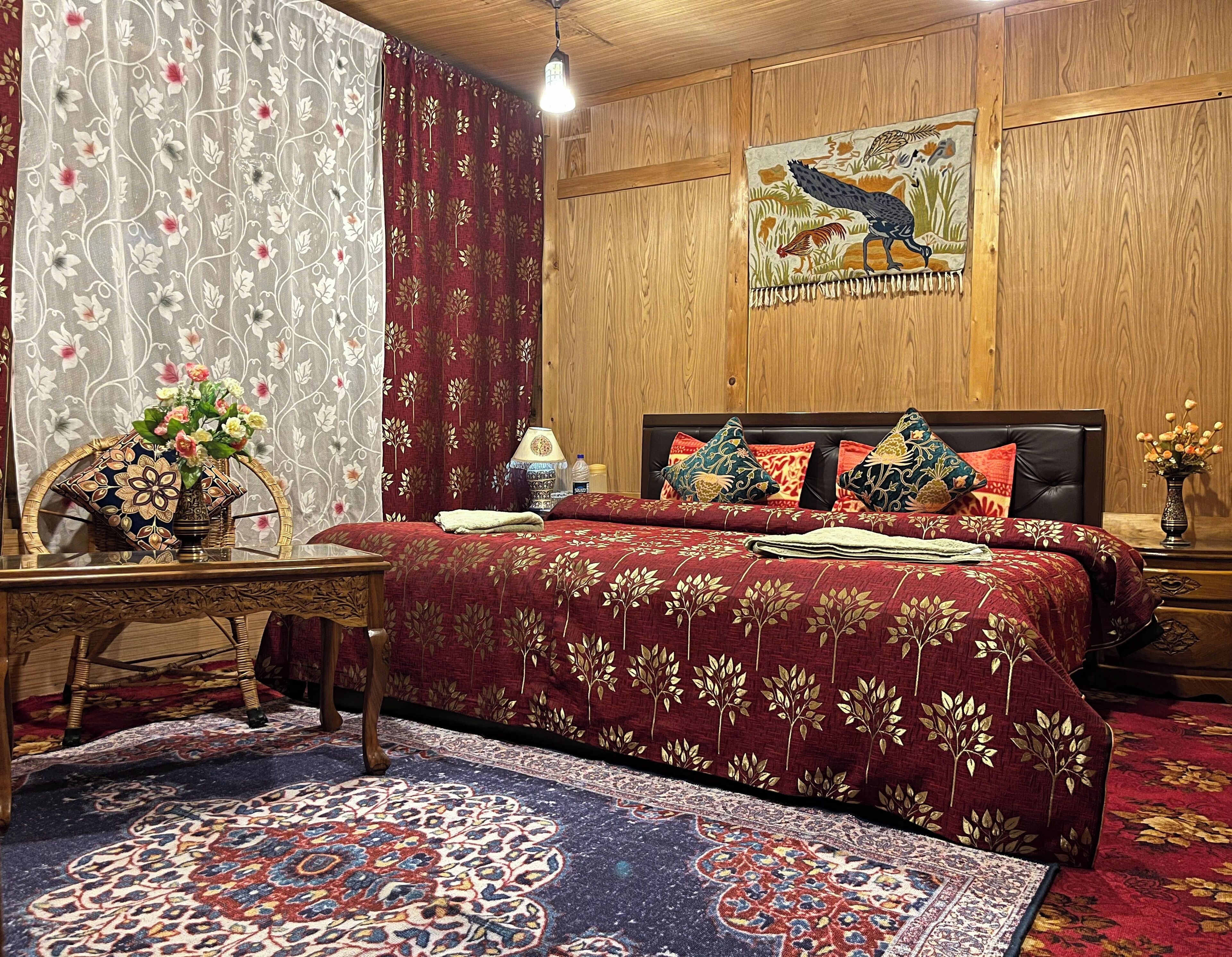 Phòng Deluxe | Màn/rèm cản sáng, truy cập Internet không dây miễn phí 