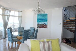 Luxury Penthouse, 4 Bedrooms | Private kitchen - Unit 1101 Oyster Rock (Umhlanga)