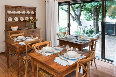 桑德顿斯里佩尔斯酒店