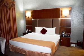 TV de tela plana 32 polegadas com canais via satélite, TV