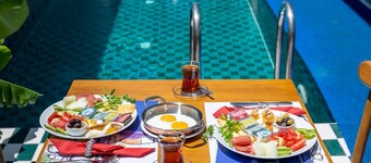 Dam Hotel Lara